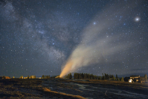 hades-exhales-skyglowrpoject-yellowstone12