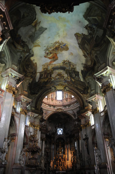 A Igreja de São Nicolau, uma das favoritas de Mozart em Praga.